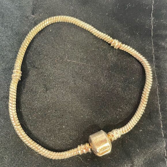 Pandora Compatible Bracelet 8.5” Silvertone - Picture 2 of 7